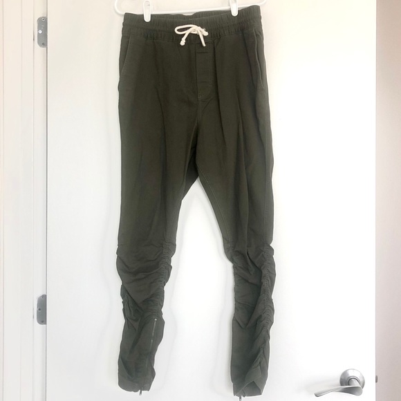 H&M Other - MENS H&M olive green joggers